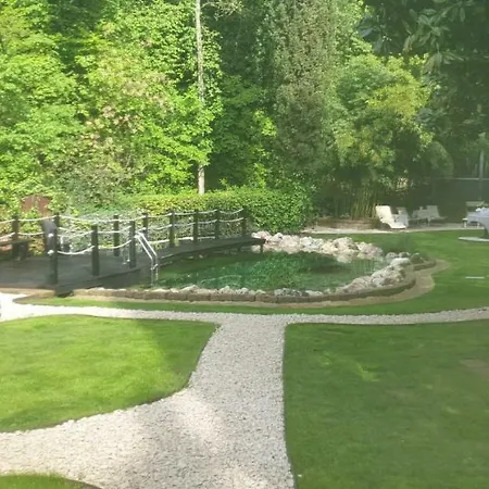 Platani Resort 2*