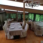 Platani Resort بيت ضيافة