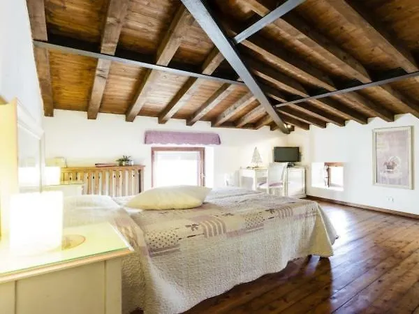 Affittacamere Platani Resort Caprino Veronese