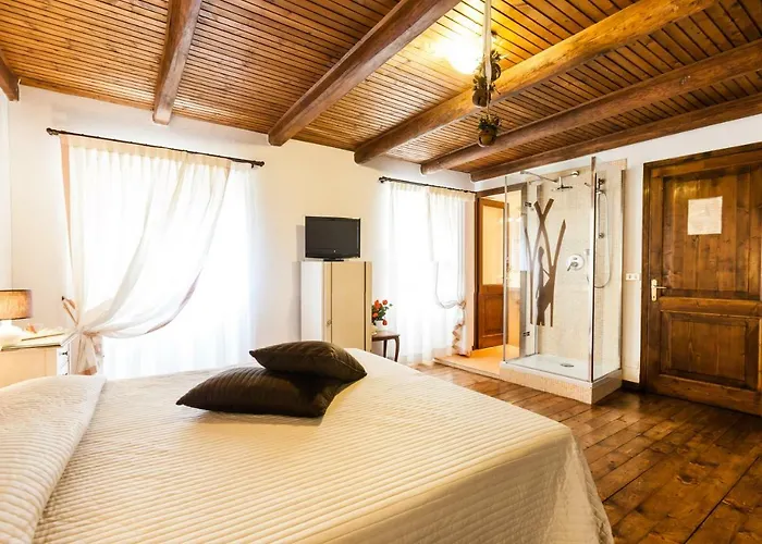 Affittacamere Platani Resort 2*
