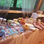 Platani Resort Konukevi Caprino Veronese