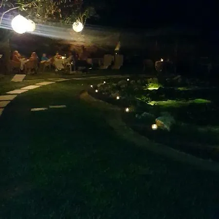 게스트하우스 Platani Resort 2*