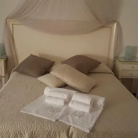 게스트하우스 Platani Resort 2*