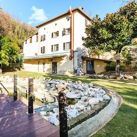 게스트하우스 Platani Resort 2*